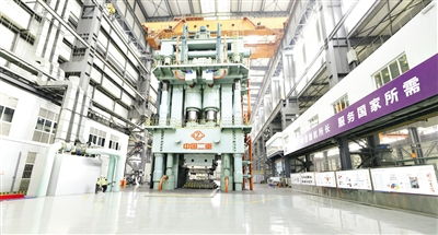 中国制造高端装备航母 迈向海洋强国的工程建设里程碑